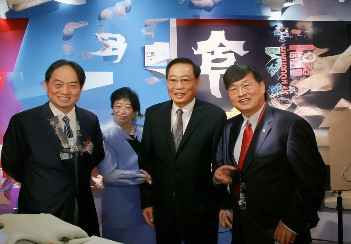 后场违例争议引NBA裁判规则解释：详解76人对阵尼克斯比赛回场违例，回应解说员质疑判罚